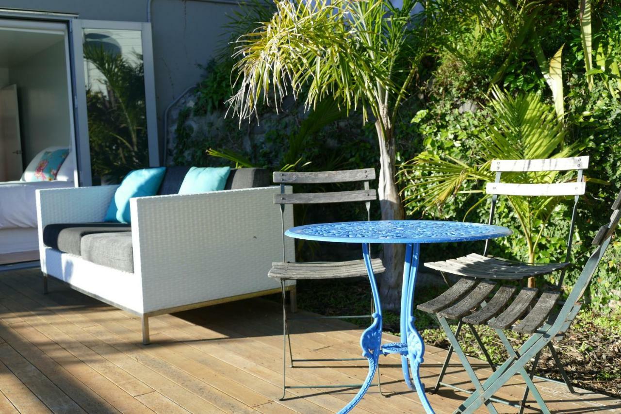 Hotel Waterfront Bliss Nelson Exterior foto